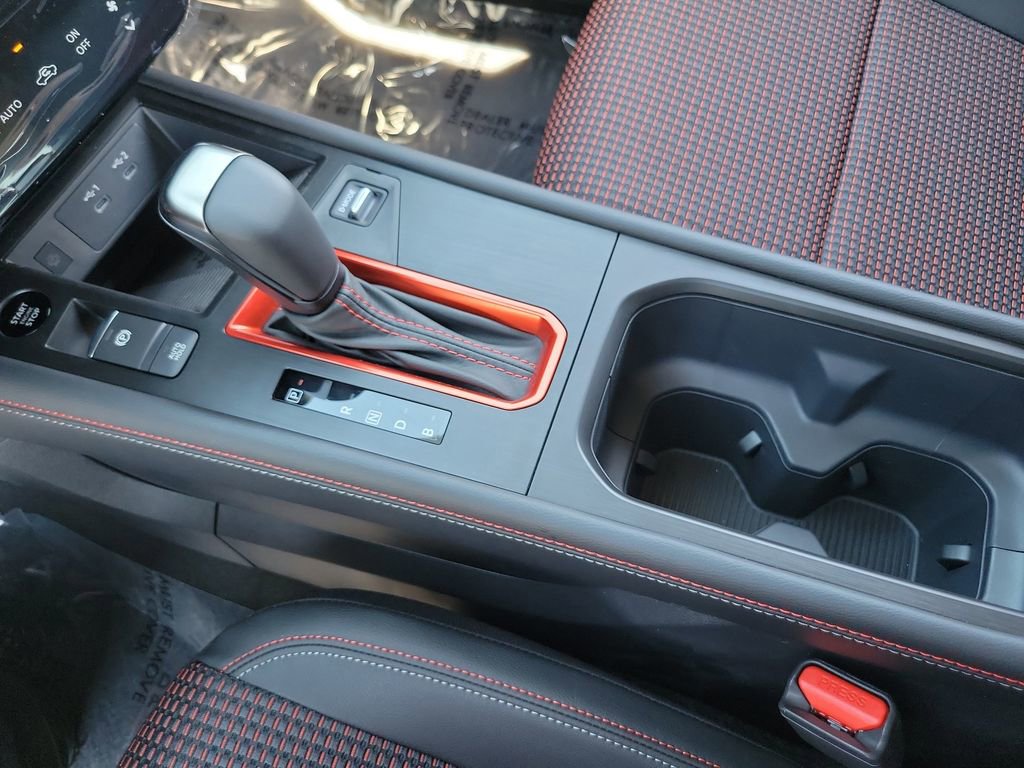 New 2026 Nissan Kicks SR FWD image 30