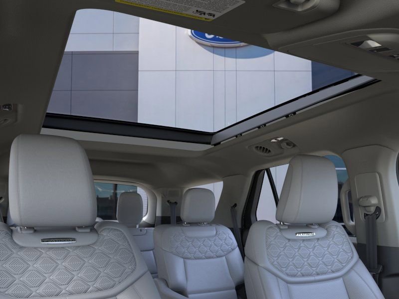 New 2026 Ford Explorer Platinum w/ LUX Leather Package AWD/4WD image 22