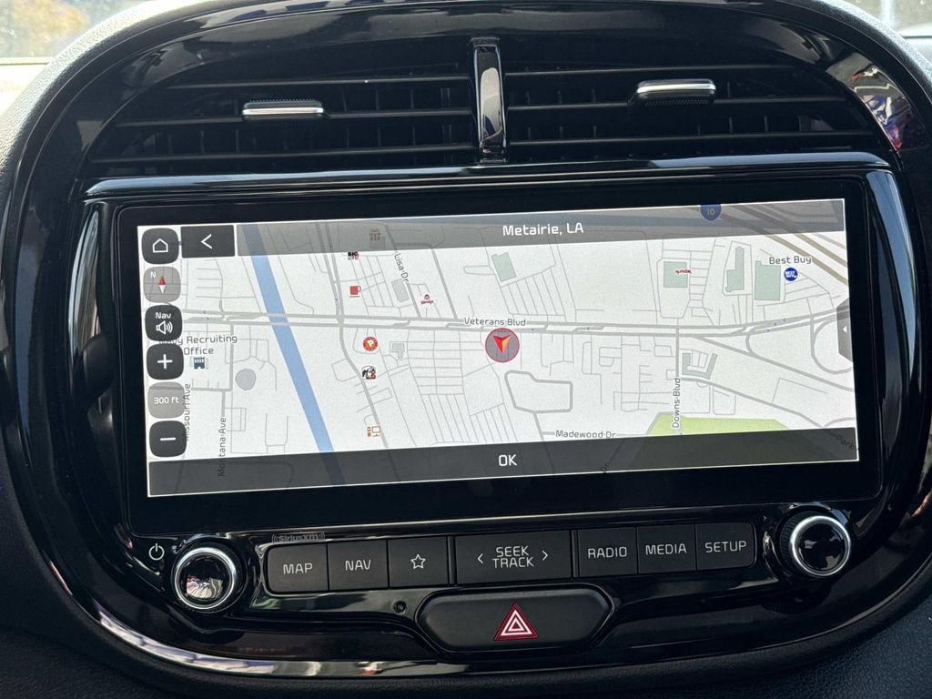 Used 2023 Kia Soul S image 26