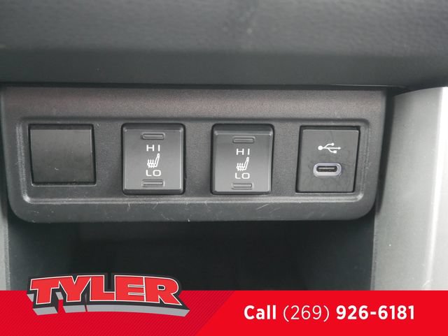Used 2023 Toyota Corolla Cross XLE FWD image 29