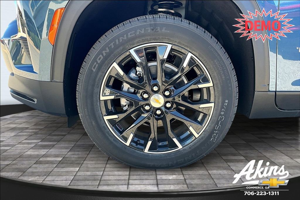 New 2026 Chevrolet Traverse LT w/ Sun and Wheel Package image 18