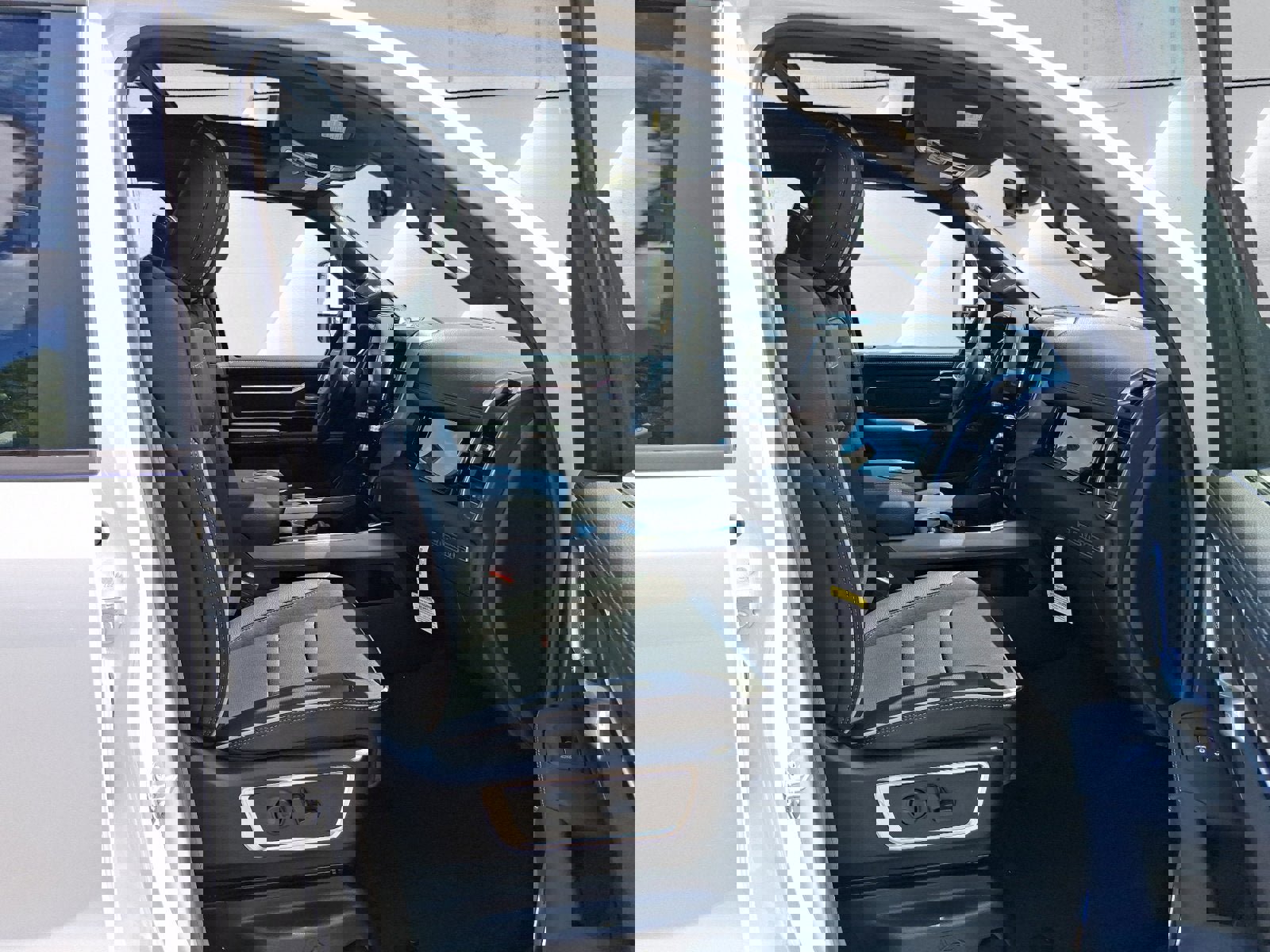 New 2026 RAM 1500 Laramie image 16