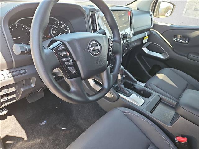 New 2027 Nissan Frontier SV RWD image 3