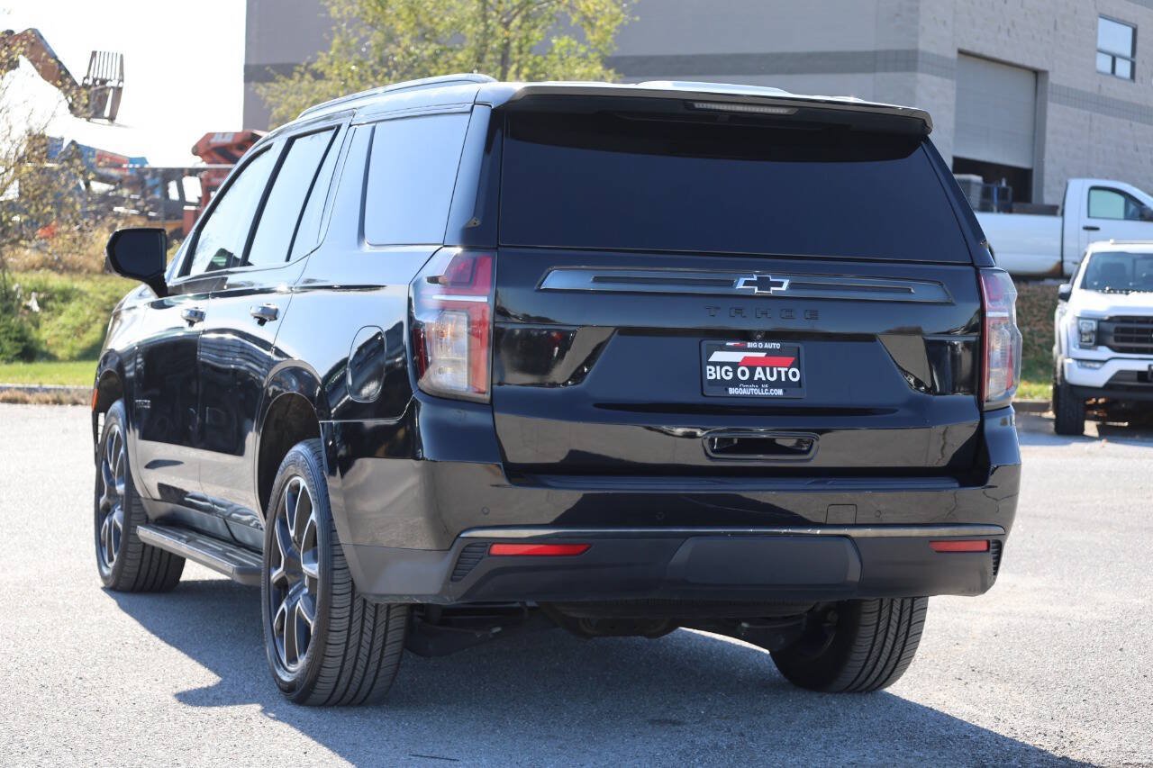 Used 2022 Chevrolet Tahoe RST w/ Luxury Package AWD/4WD image 11