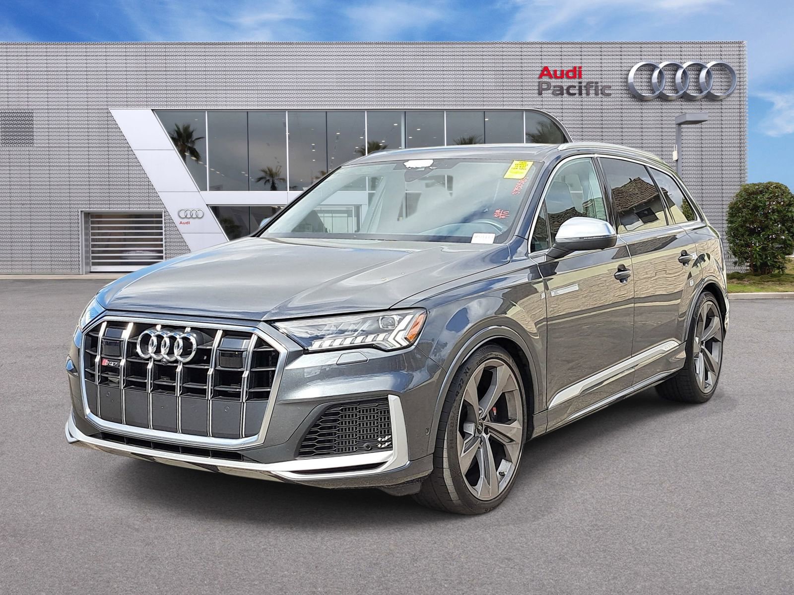 Used 2024 Audi SQ7 Premium Plus image 1