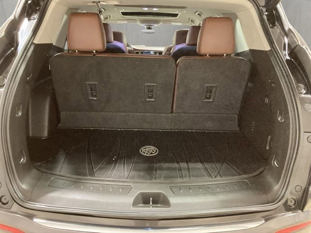 Used 2019 Buick Enclave Avenir w/ Avenir Technology Package image 22