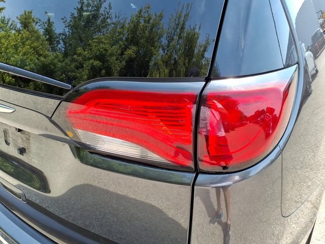 Used 2019 Chrysler Pacifica Limited FWD image 11