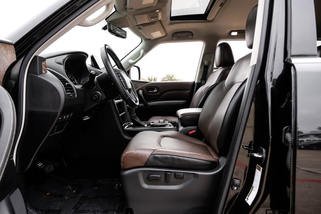Used 2022 INFINITI QX80 Premium Select w/ Cargo Package RWD image 3