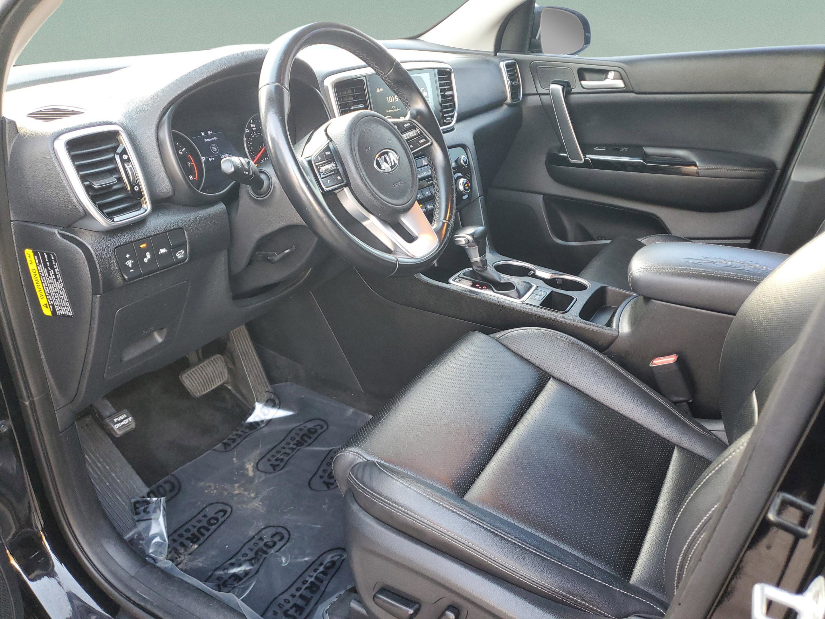 Used 2020 Kia Sportage EX image 16