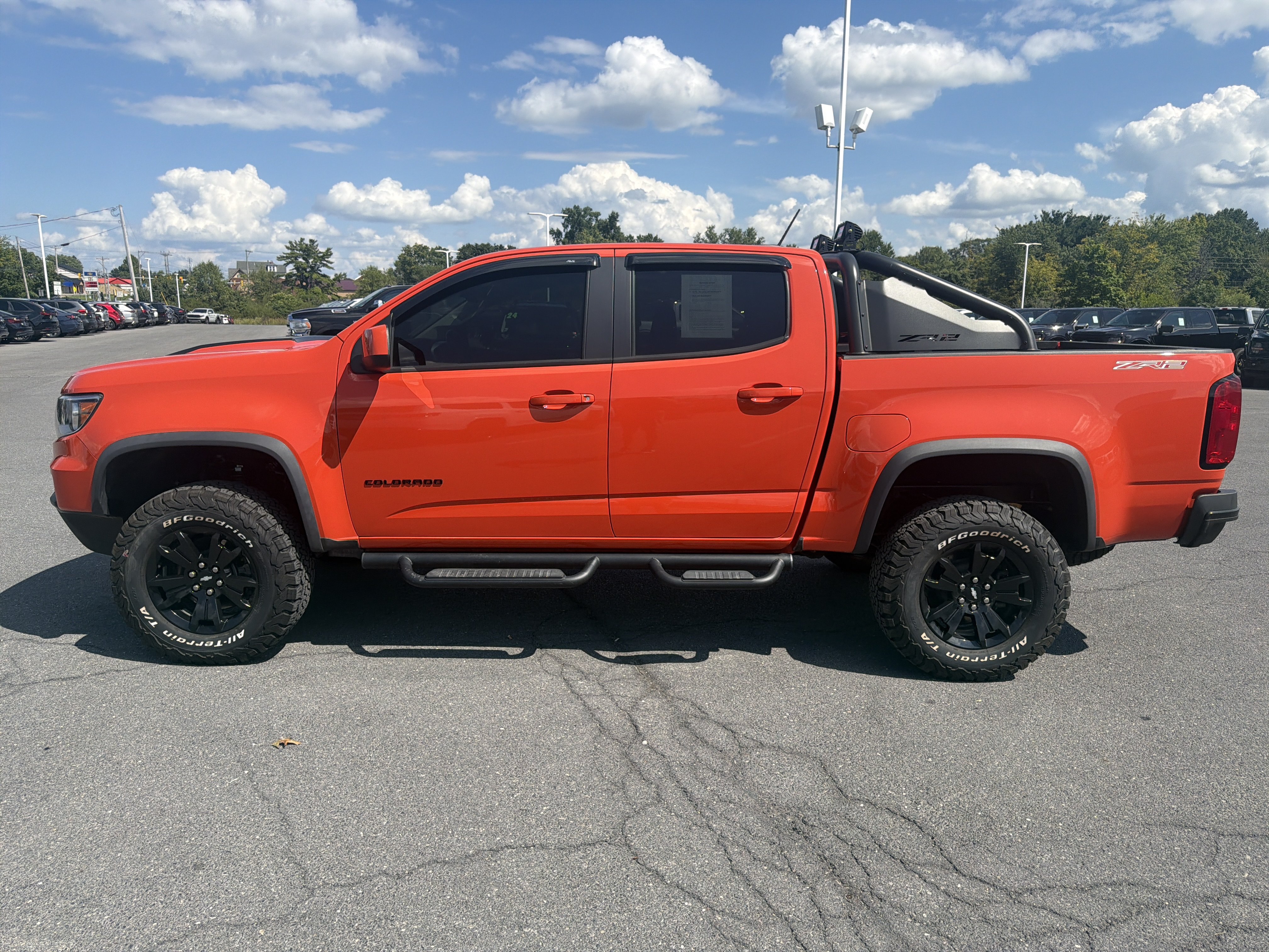 Used 2022 Chevrolet Colorado ZR2 w/ ZR2 Dusk Special Edition AWD/4WD image 7