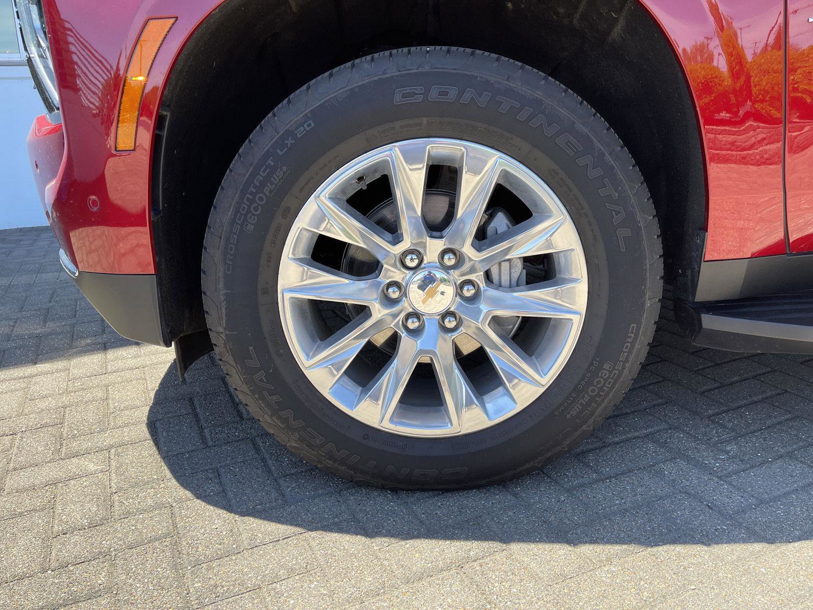 Used 2025 Chevrolet Tahoe Premier AWD/4WD image 10
