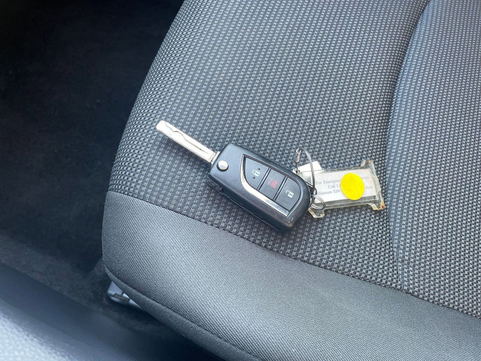 Used 2025 Toyota RAV4 LE image 22