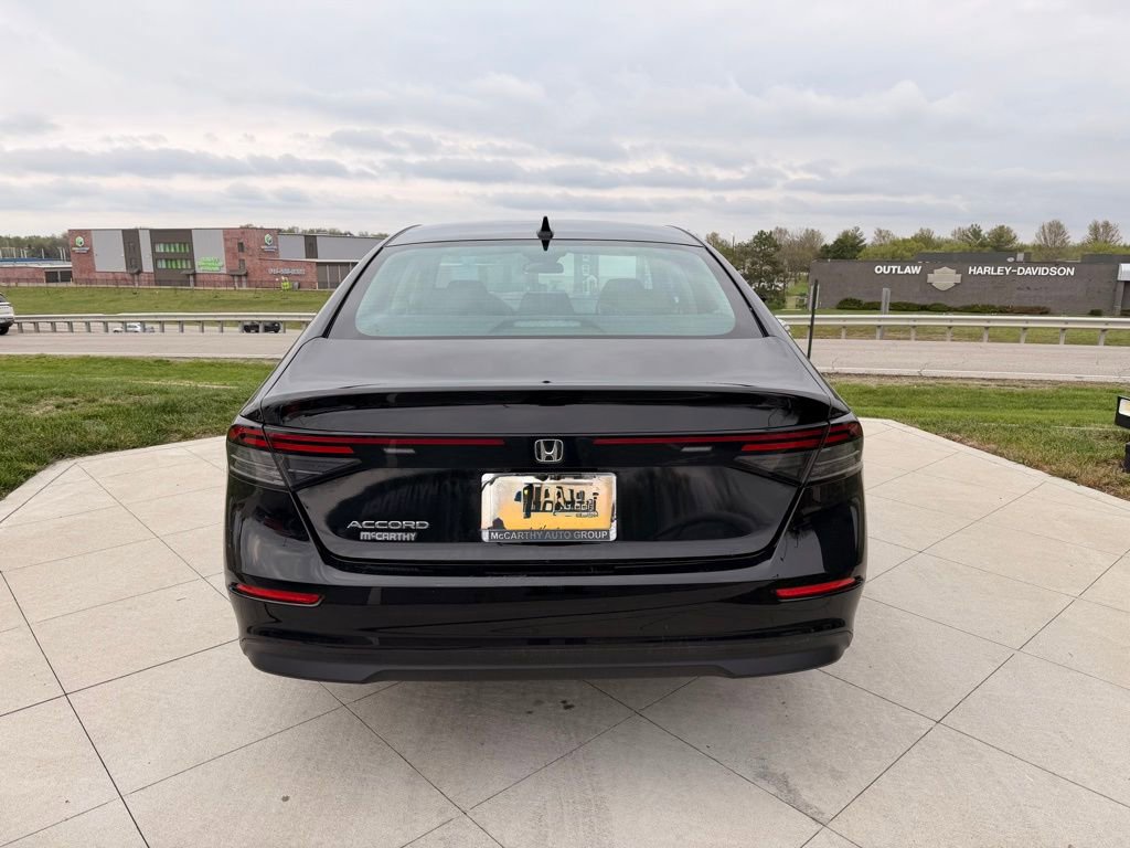 Used 2024 Honda Accord EX image 4