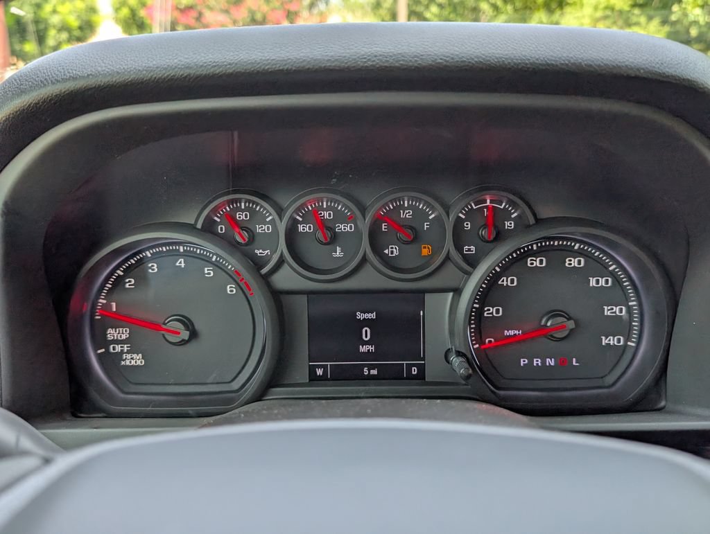 New 2026 Chevrolet Silverado 1500 Custom w/ LPO, Dark Essentials Package RWD image 21