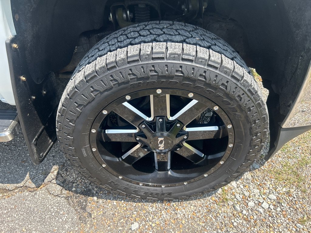 Used 2015 Chevrolet Silverado 2500 LT AWD/4WD image 22