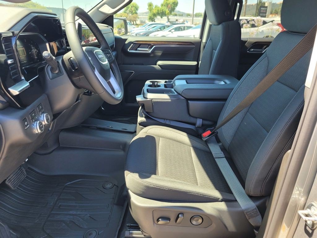 New 2026 GMC Sierra 1500 Elevation w/ Elevation Select Package AWD/4WD image 11