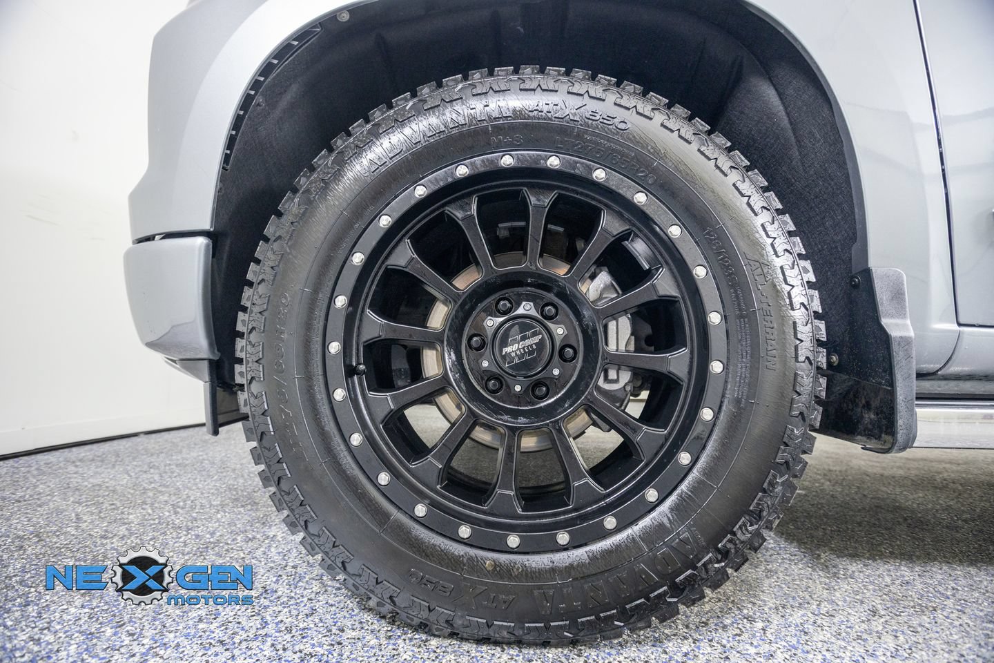 Used 2025 Chevrolet Silverado 1500 High Country w/ Technology Package AWD/4WD image 51