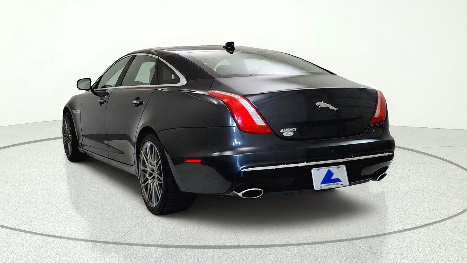 Used 2016 Jaguar XJ L Portfolio AWD/4WD image 5