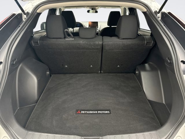 Used 2024 Mitsubishi Eclipse Cross AWD image 18