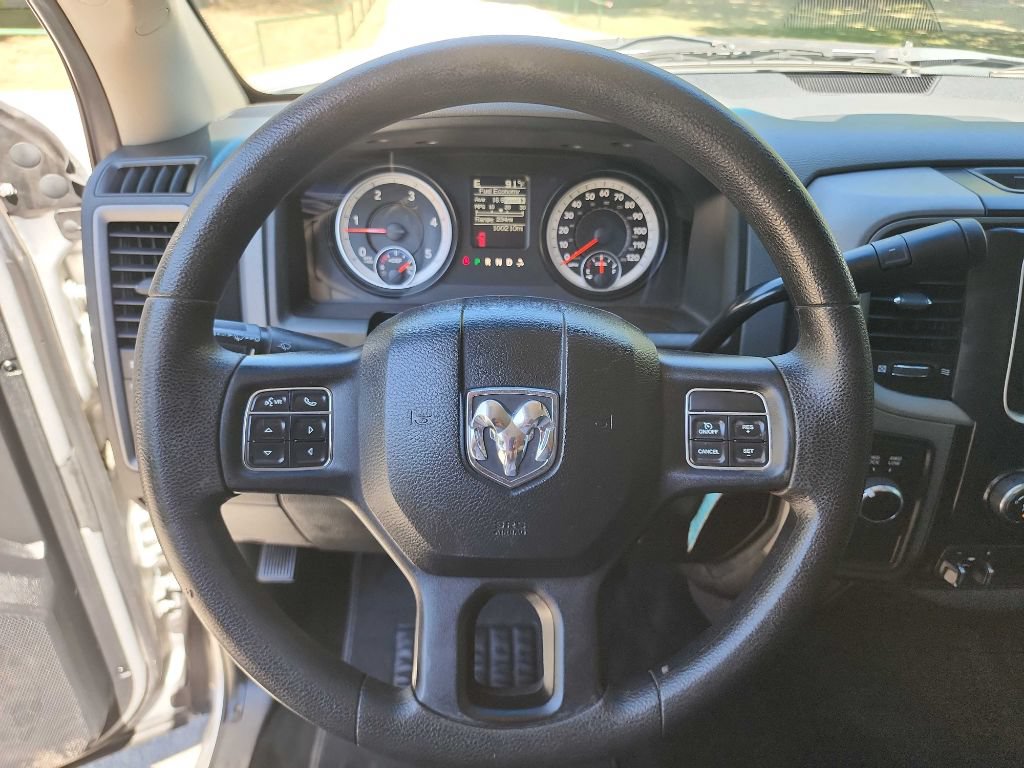 Used 2015 RAM 2500 Tradesman w/ Chrome Appearance Group AWD/4WD image 19
