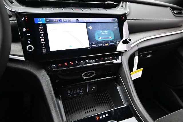 New 2026 Jeep Grand Cherokee Altitude AWD/4WD image 42