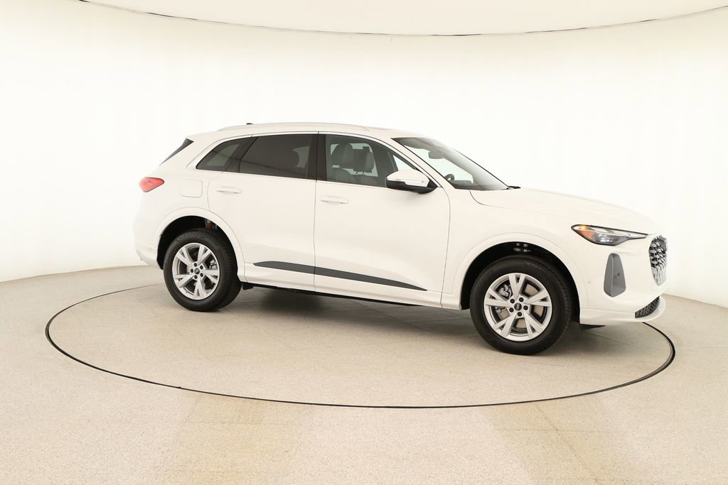 New 2025 Audi Q5 Premium AWD/4WD image 9