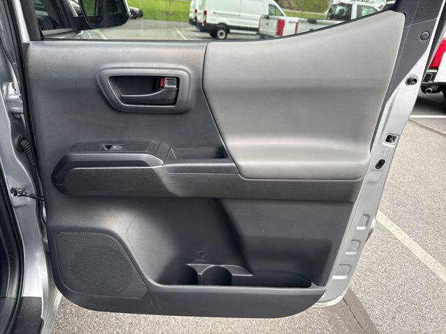 Certified 2023 Toyota Tacoma SR AWD/4WD image 16