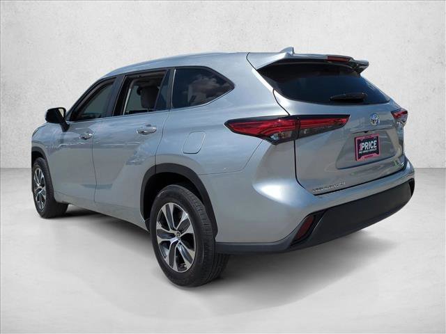 Used 2023 Toyota Highlander XLE FWD image 8