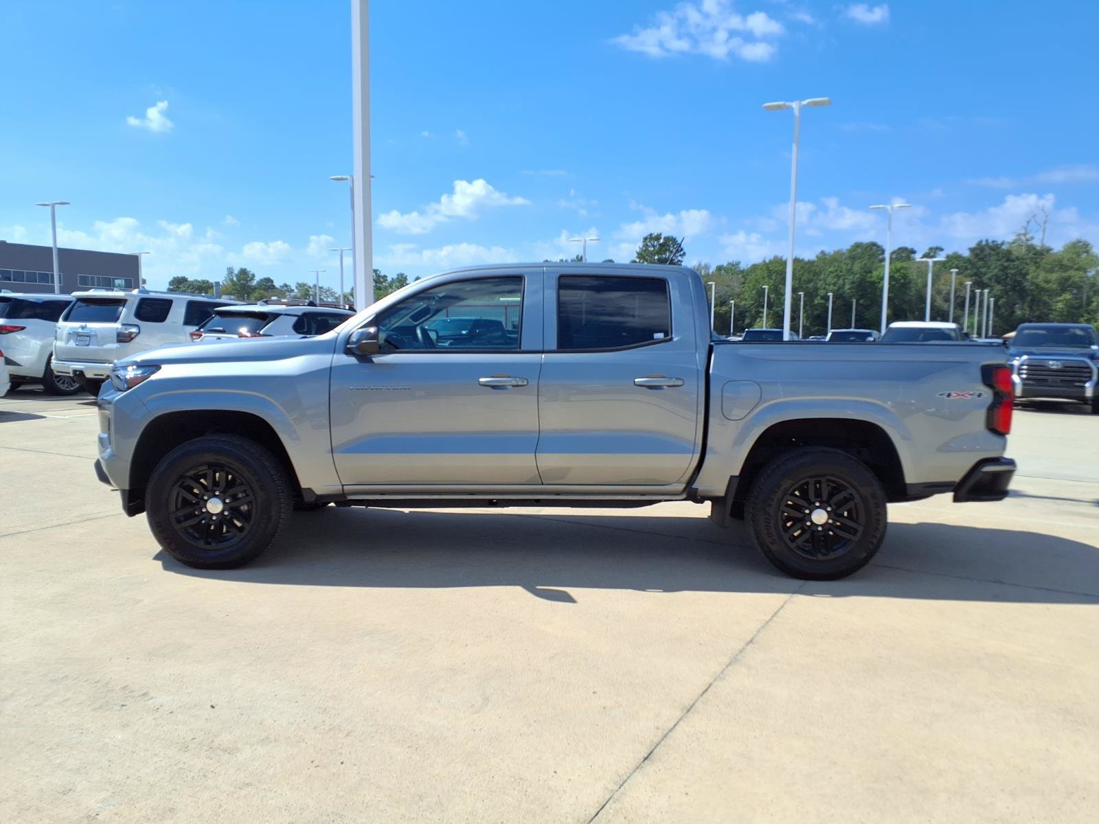 Used 2026 Chevrolet Colorado LT w/ LT Convenience Package AWD/4WD image 8