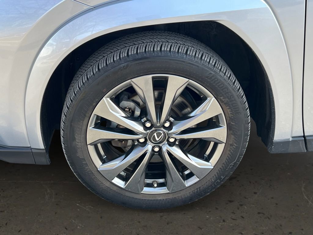 Used 2023 Lexus UX 250h F Sport image 25