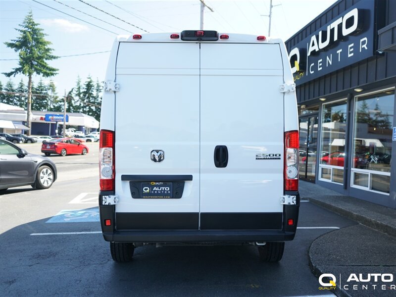 Used 2025 RAM ProMaster 2500 w/ Convenience Group FWD image 7