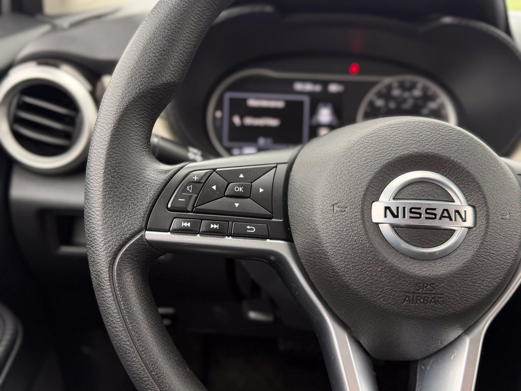 Used 2021 Nissan Versa SV FWD image 19
