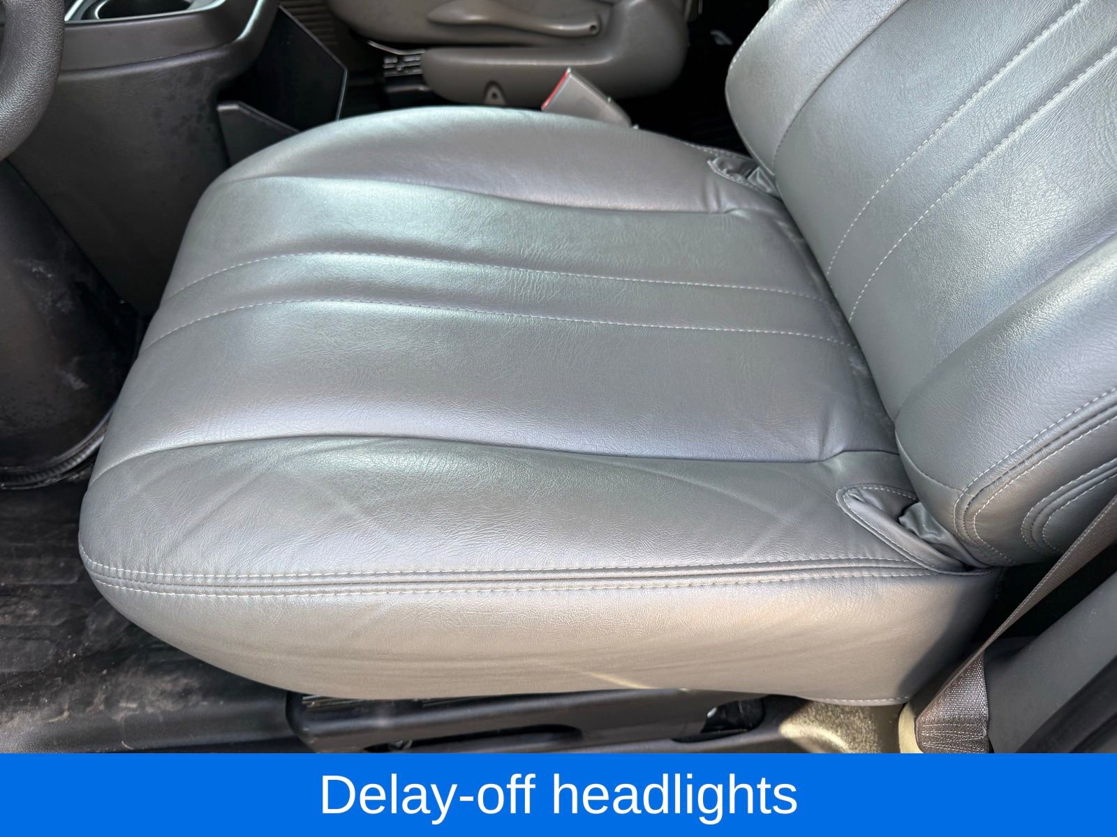 Used 2025 Chevrolet Express 2500 Extended w/ Driver Convenience Package image 30