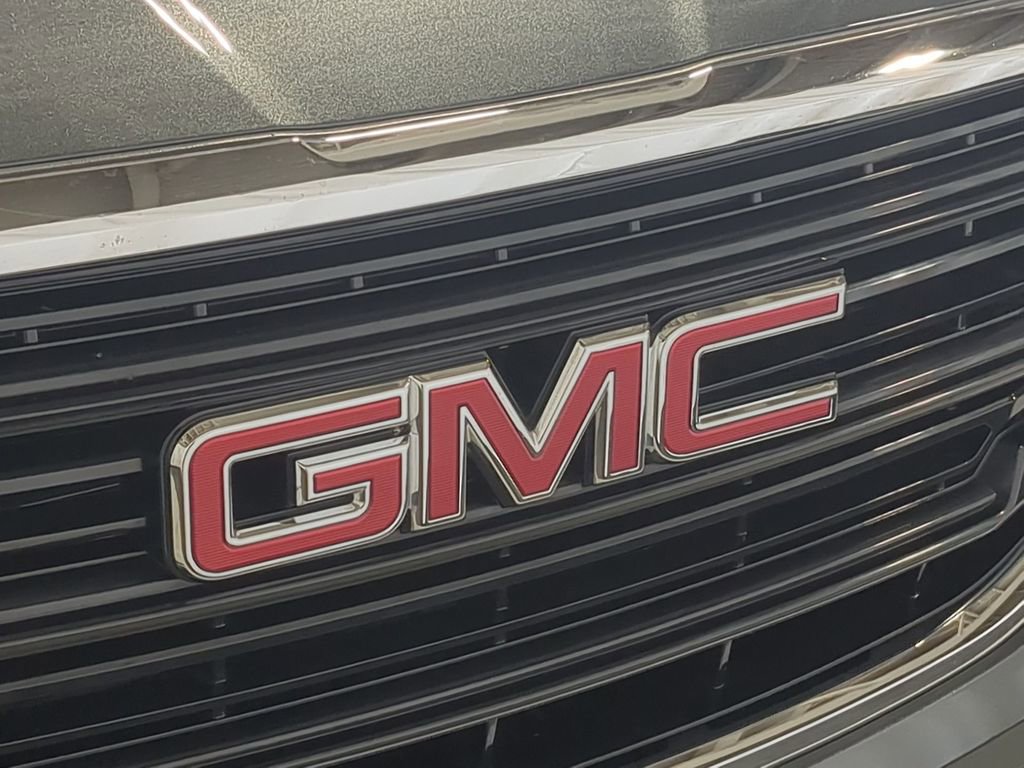 Used 2019 GMC Terrain SLE w/ Driver Convenience Package FWD image 15