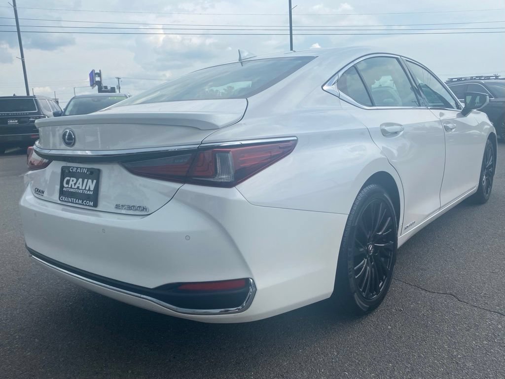 Used 2021 Lexus ES 300h w/ Premium Package FWD image 7