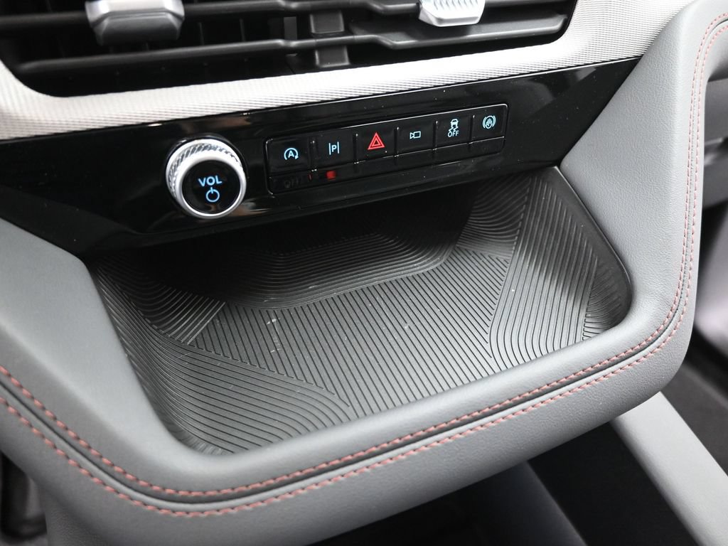 New 2026 Ford Explorer Active w/ Active Comfort Package RWD image 16