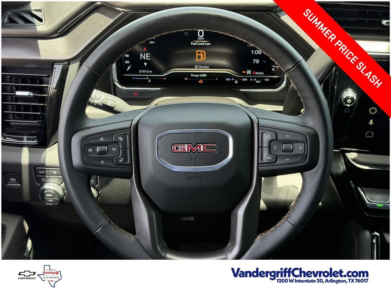Certified 2025 GMC Sierra 2500 AT4 AWD/4WD image 12