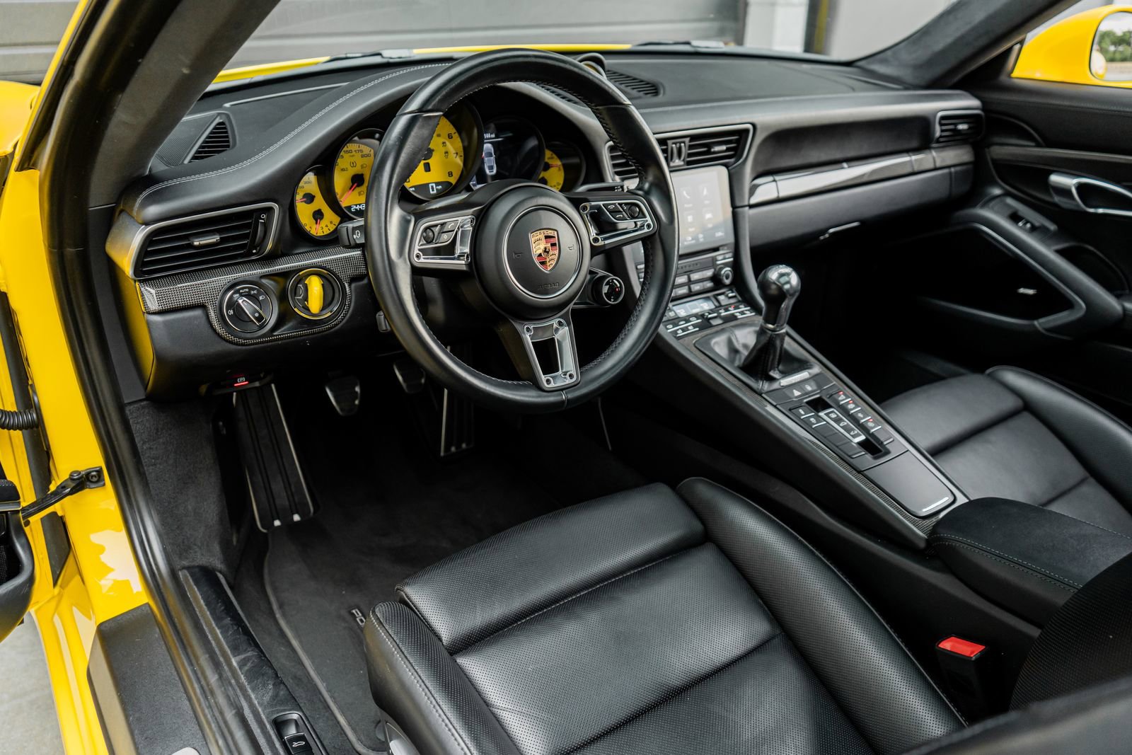 Used 2017 Porsche 911 Carrera S RWD image 29