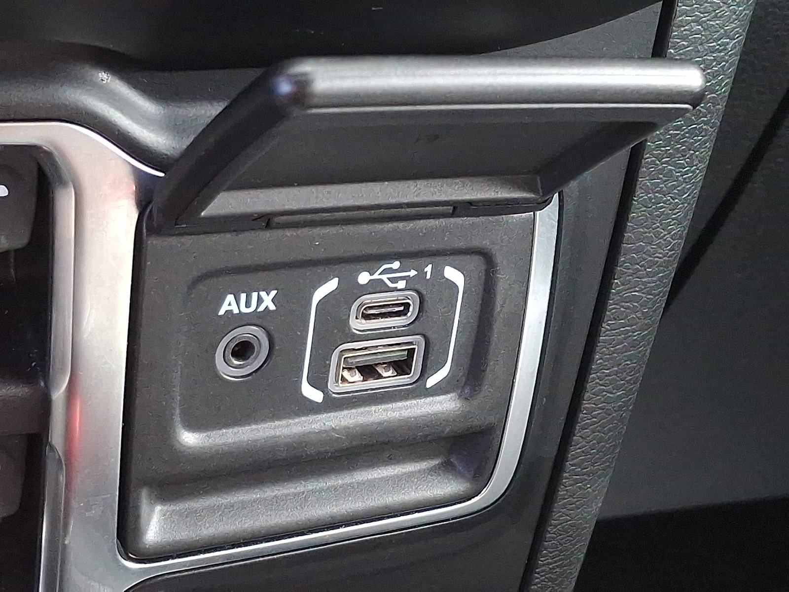 Used 2022 Jeep Gladiator Sport AWD/4WD image 24