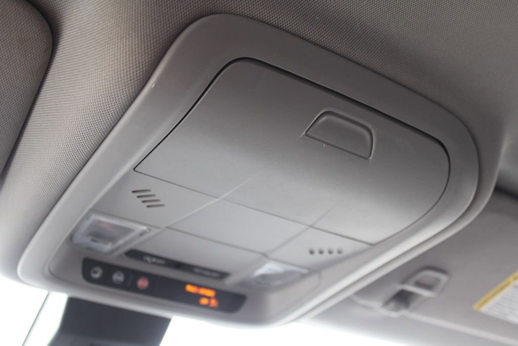 Used 2022 Chevrolet Equinox LT FWD image 34