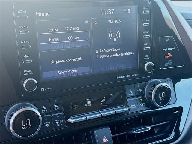 Used 2022 Toyota Highlander XLE image 12