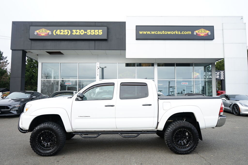 Used 2012 Toyota Tacoma 4x4 Double Cab image 2