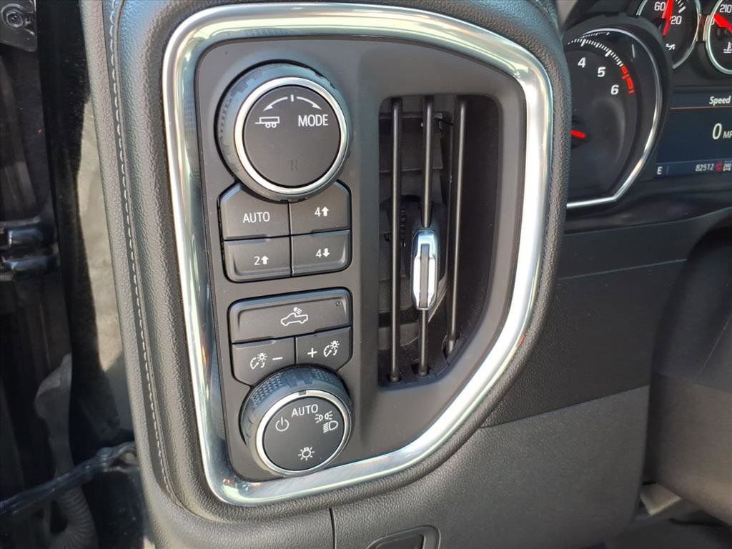 Used 2020 Chevrolet Silverado 1500 LT w/ All-Star Edition image 24