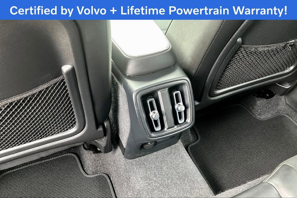 Used 2022 Volvo XC40 T5 R-Design image 30