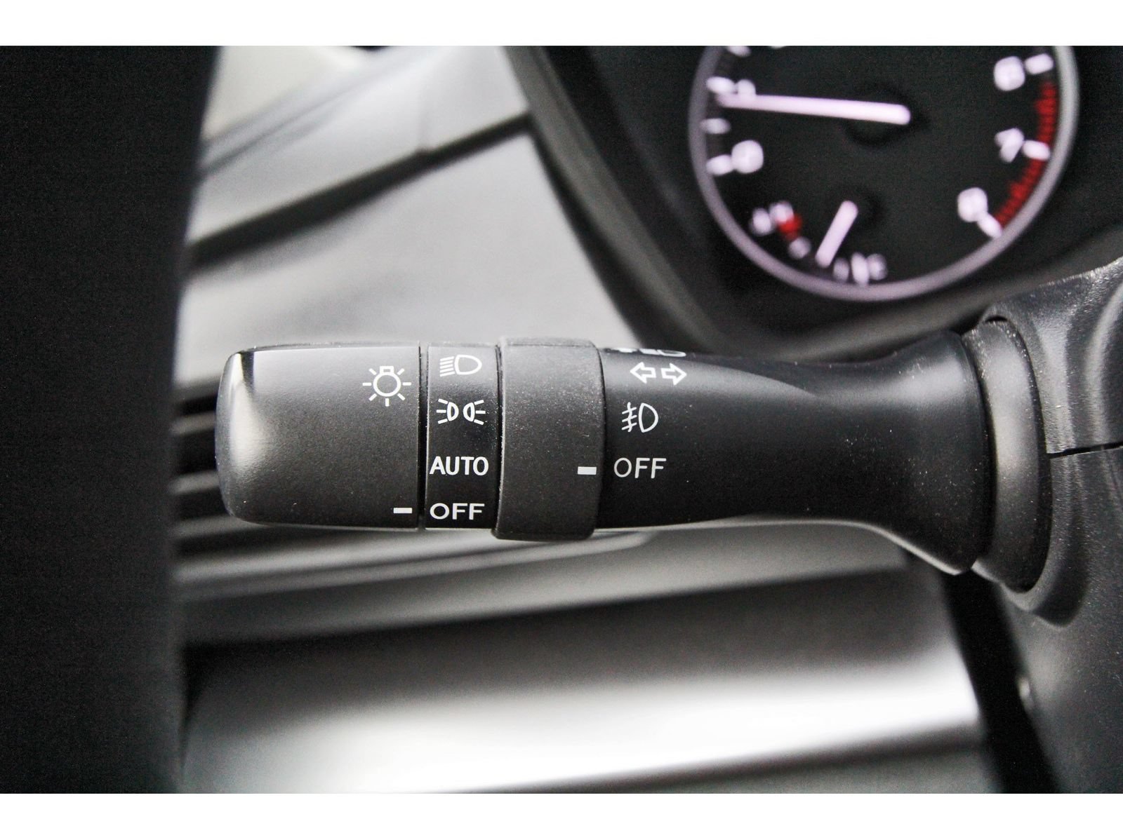 Certified 2024 Subaru Impreza 2.0i Sport AWD/4WD image 17