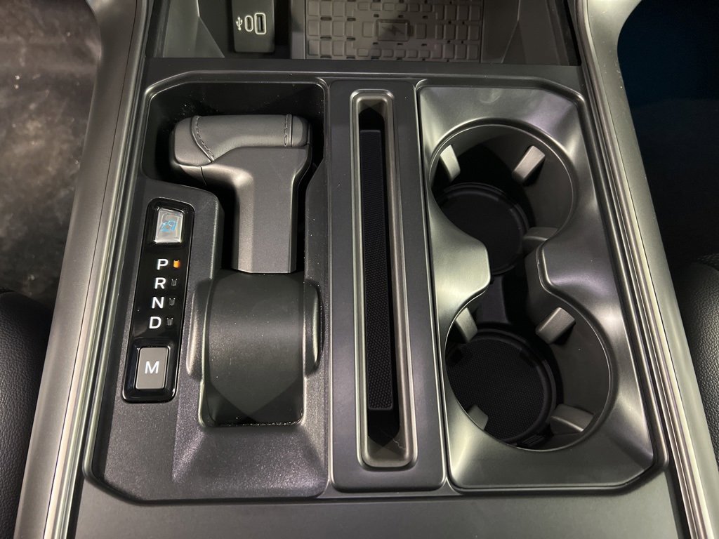 New 2025 Ford F150 Lariat w/ Equipment Group 502A High image 17