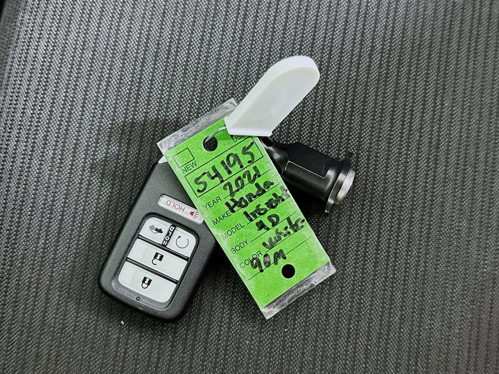 Used 2021 Honda Insight EX image 25