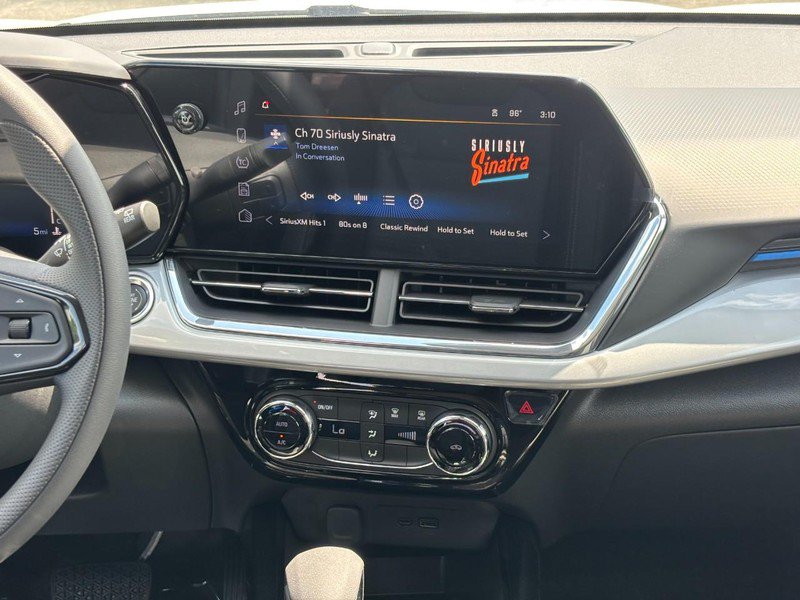 New 2026 Chevrolet Trax LT FWD image 8