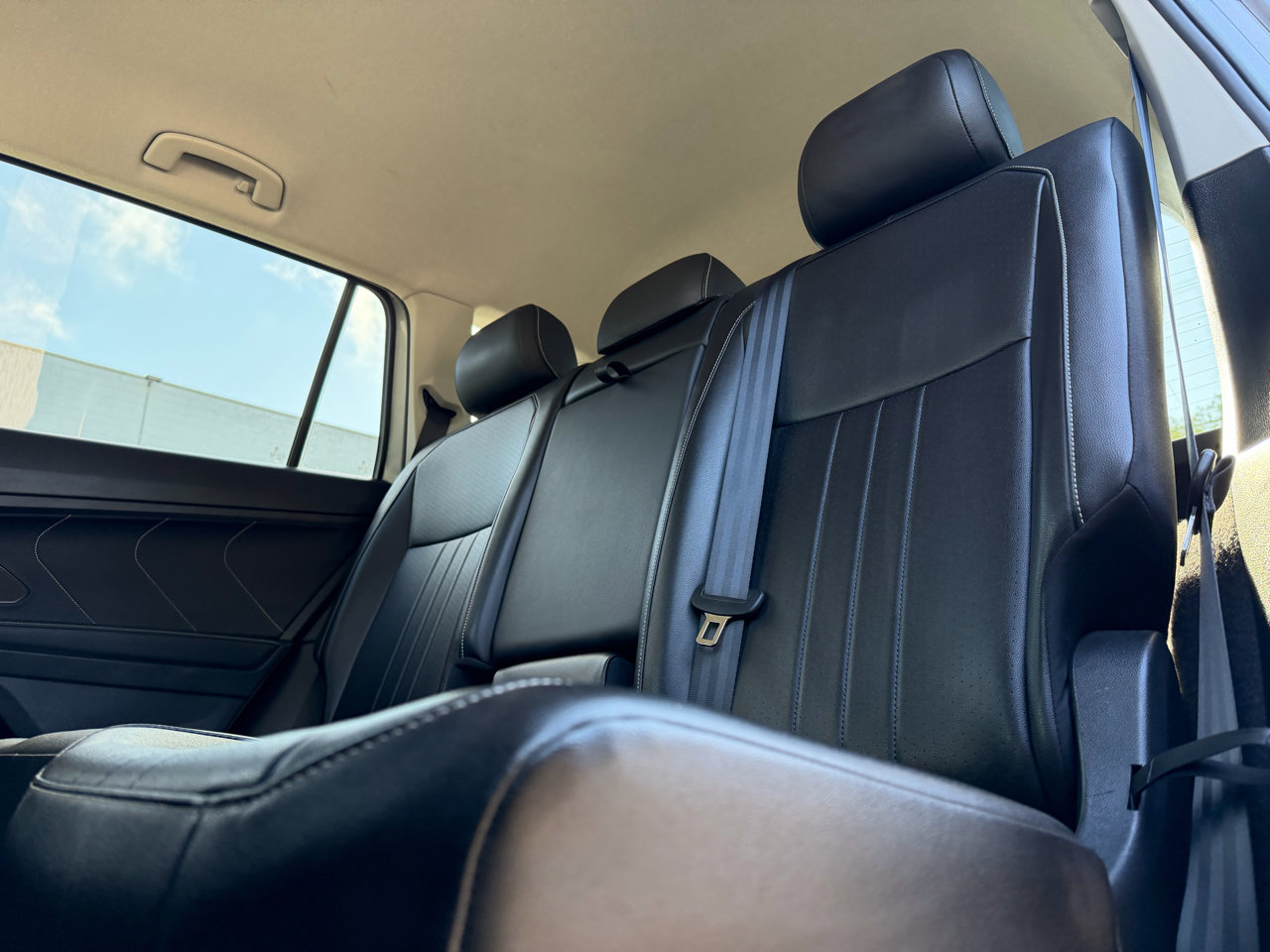 Used 2022 Volkswagen Tiguan SE image 9