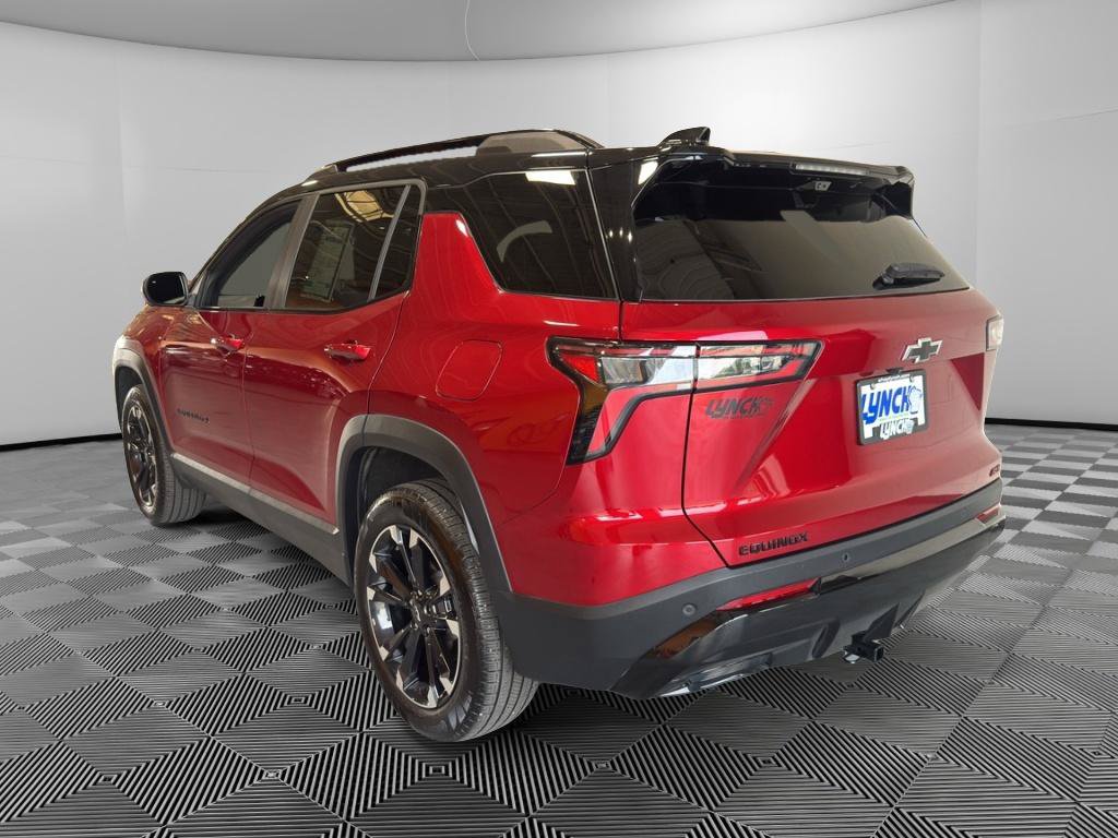 Used 2025 Chevrolet Equinox RS w/ Safety and Technology Package FWD image 3
